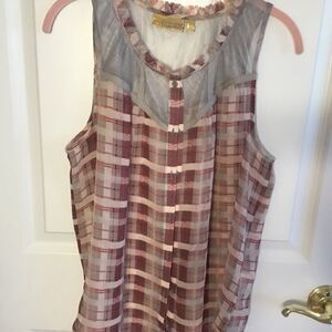 NWOT Princess Vera Wang Sleeveless Sheer top Women’s Sz. L
